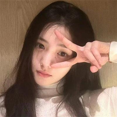 女警察